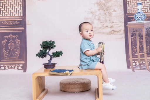 巴音郭楞蒙古宝宝几个月笑出声